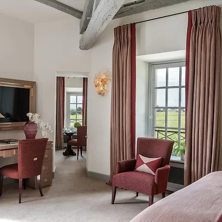 Chateau Lafaurie-peyraguey & Restaurant Lalique